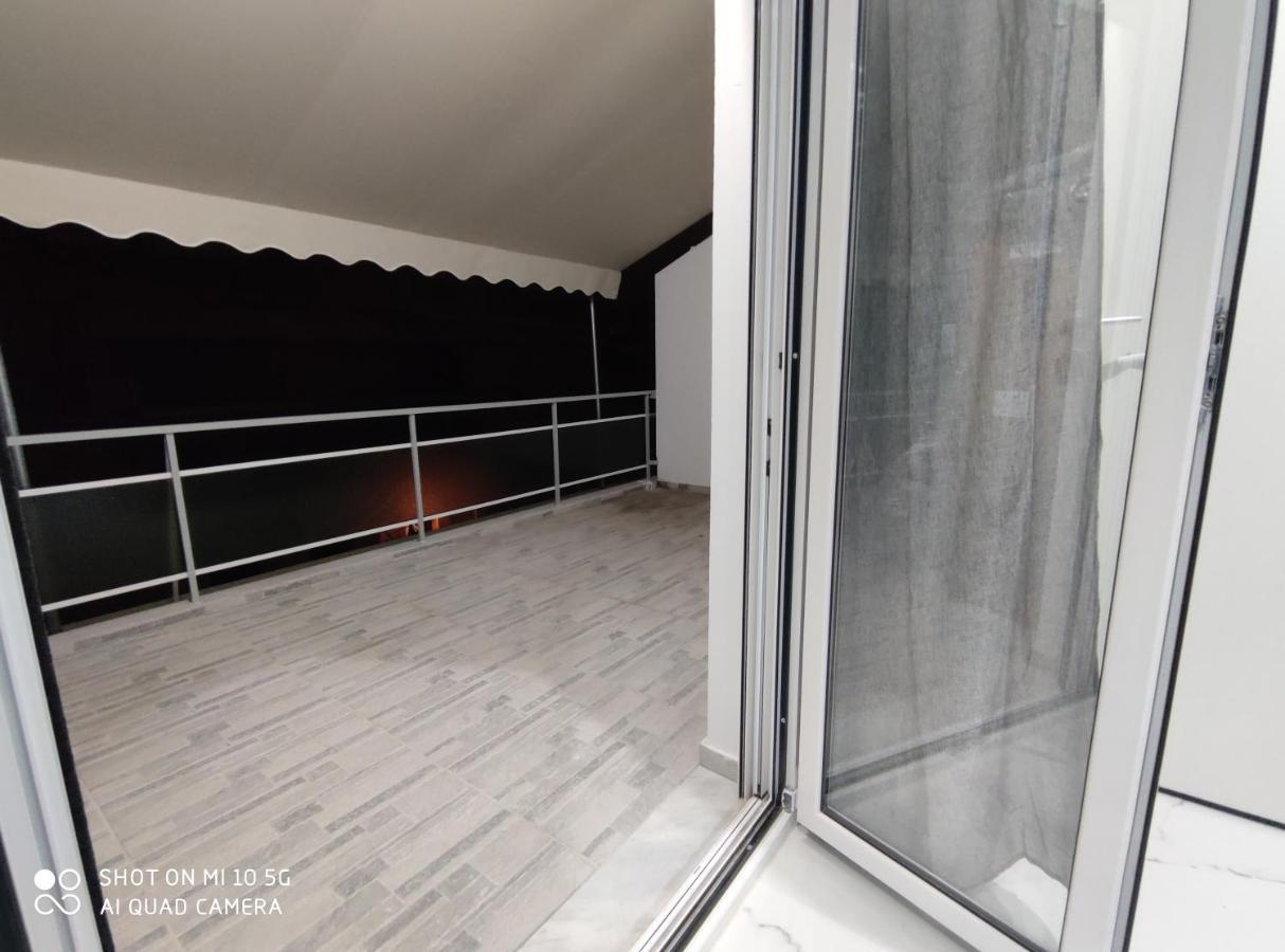 Modern Apartment With A Huge Terrace Athens Luaran gambar